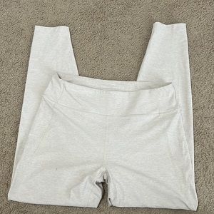 Outdoor Voices Cream Leggings - 7/8 Length